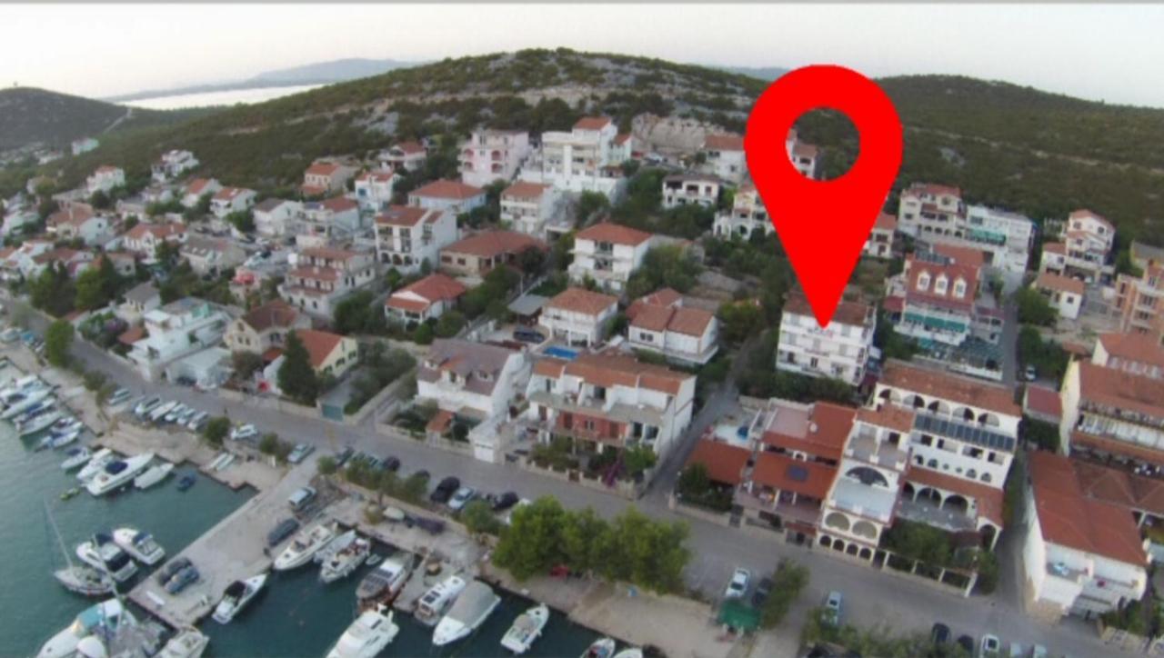 Guesthouse Mila Tisno Exterior foto