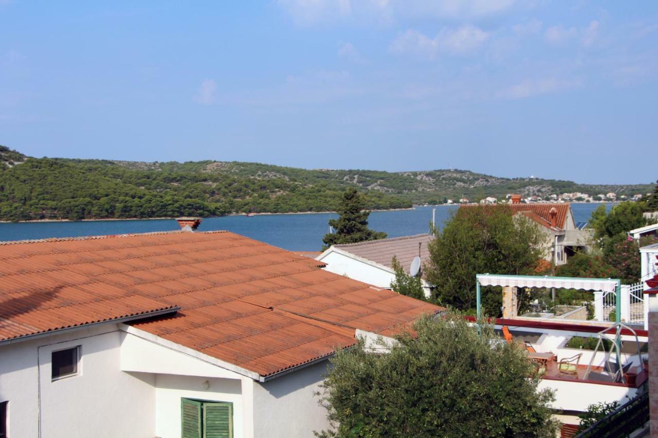 Guesthouse Mila Tisno Exterior foto