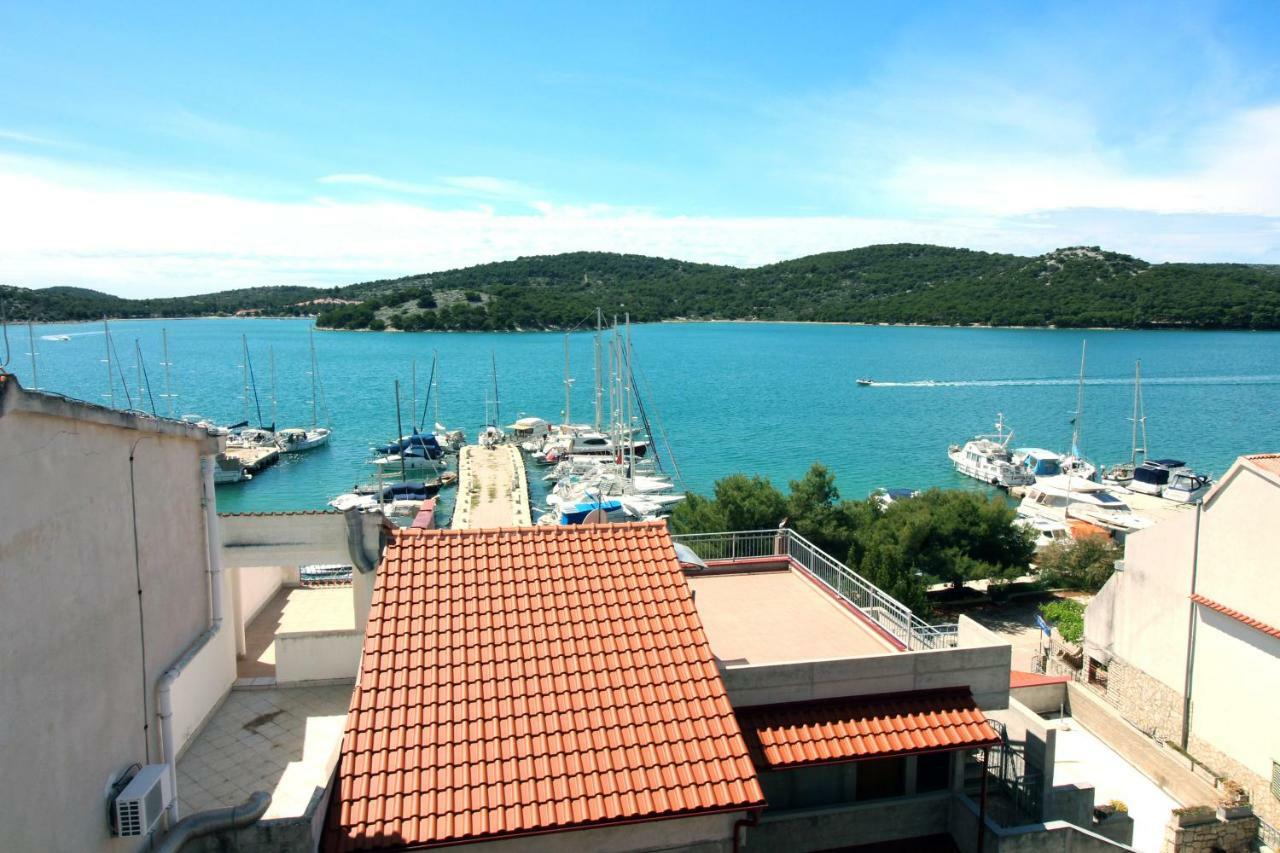 Guesthouse Mila Tisno Exterior foto